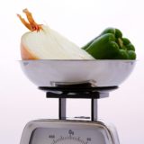 食材別｜重さの目安一覧表　人参１本は何グラム？