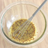 簡単 何にでも合う 『粒マスタード ドレッシング』