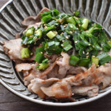 【ニラ醤油をかけるだけ】豚肉のソテー