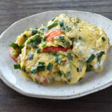 【ニラ醤油】卵とカニカマのふんわり炒め