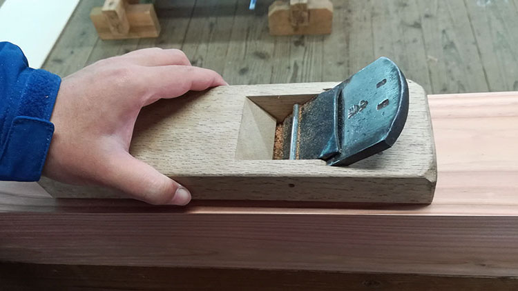 教習⑪ その2 鉋がけの基本を学ぶ katate kanna - 教習⑪ その2 鉋がけの基本を学ぶ