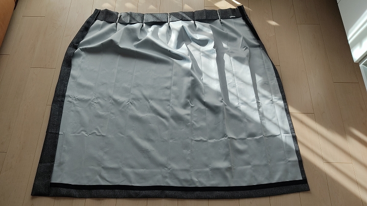 【車中泊】簡単!工具を一切使わずにカーテンを吊るす方法【エブリイバンDIY】 IMG 20201226 094836 - 【車中泊】簡単!工具を一切使わずにカーテンを吊るす方法【エブリイバンDIY】
