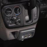 【エブリイ専用】 まるで純正品！シガーソケットを増設して車内をもっと快適に。